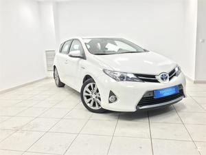 TOYOTA Auris Hybrid Active 5p.