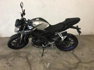 YAMAHA MT-