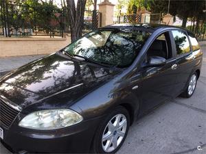 FIAT Croma v Multijet Emotion 5p.