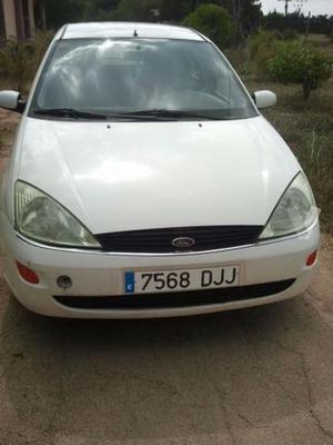 FORD Focus 1.8 TDdi Ghia -00