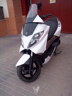 KEEWAY Silverblade 125 (modelo actual) -13