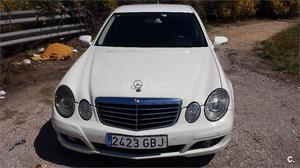 MERCEDES-BENZ Clase E E 220 CDI ELEGANCE 4p.