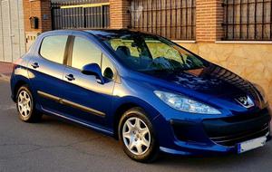 PEUGEOT 308 Confort 1.6 HDI 