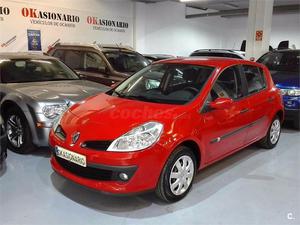 RENAULT Clio Authentique v eco2 5p.