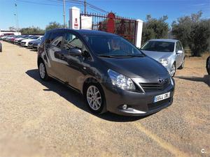 TOYOTA Verso 2.0 D4D Advance 7pl. 5p.