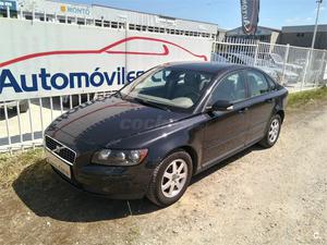 VOLVO S Momentum 4p.