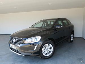 VOLVO XC D3 Kinetic 5p.