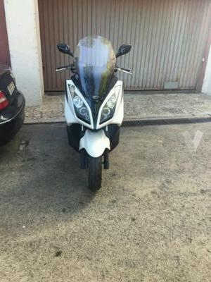 KYMCO Super Dink 125i (modelo actual) -15