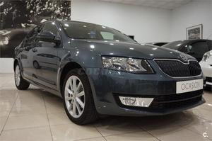 SKODA Octavia 1.6 TDI CR 105cv Elegance 5p.