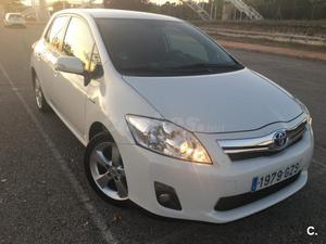 TOYOTA Auris 1.8 Hibrido Advance 5p.