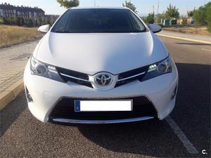 TOYOTA Auris 120D Active 5p.