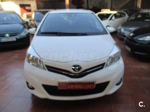 TOYOTA Yaris 100 ACTIVE 5p.