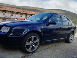 VOLKSWAGEN Bora 1.9 TDI TRENDLINE 110BHP 4p.