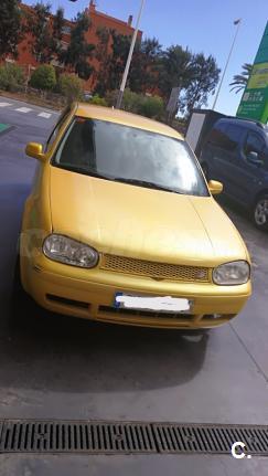 VOLKSWAGEN Golf 1.6 FSI Highline 3p.