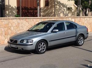 VOLVO S60 D5 Momentum 4p.