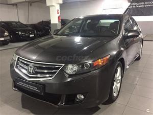 HONDA Accord 2.2 iDTEC Luxury Innova AT 4p.