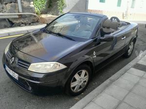 RENAULT Mégane COUPECABR. LUXE PRIVILEGE v -06