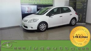 TOYOTA Auris 1.4 D4D DPF Active 5p.