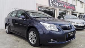 TOYOTA Avensis 2.2 D4D Active Cross Sport 5p.