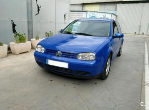 VOLKSWAGEN Golf 1.6 HIGHLINE 3p.