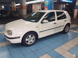 VOLKSWAGEN Golf 1.9 TDI CONCEPTLINE 5p.