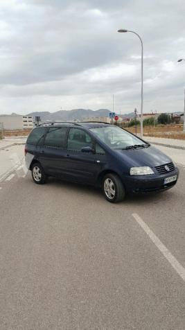 VOLKSWAGEN Sharan 1.9TDI COMFORTLINE -01