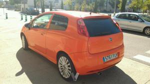 FIAT Grande Punto v Sport -07