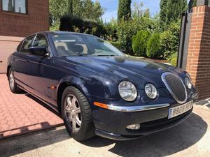 JAGUAR SType 3.0 V6 Executive 4p.