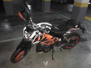 KTM 390 Duke. (