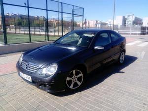 MERCEDES-BENZ Clase C C 220 CDI Sportcoupe -07