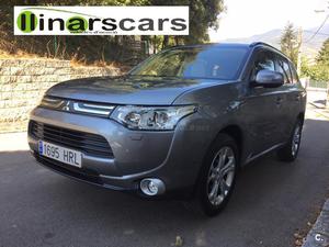 MITSUBISHI Outlander 220 DID SST Motion 5p.