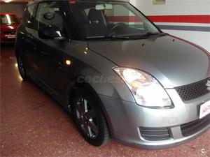 SUZUKI Swift 1.3 GL 3p 3p.