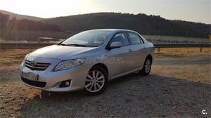 TOYOTA Corolla Sedán 1.6 VVTi Dual Sol 4p.