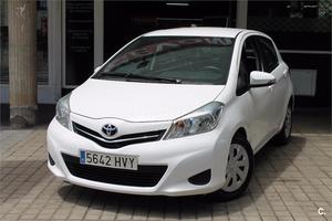 TOYOTA Yaris 90D ACTIVE 5p.