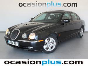 Jaguar S-Type 4.0 V8