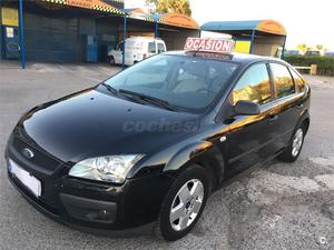 FORD Focus 1.6 GHIA 5p.