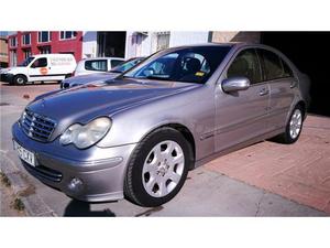 MERCEDES-BENZ Clase C C 220 CDI ELEGANCE 4p.