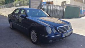 MERCEDES-BENZ Clase E E 270 CDI ELEGANCE 4p.