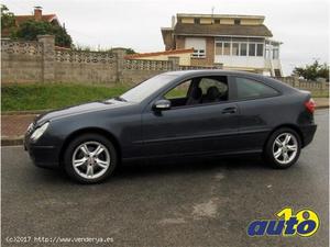 MERCEDES CLASE C EN VENTA EN SANTANDER (CANTABRIA) -