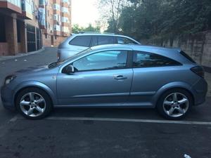 OPEL Astra GTC v Sport -06