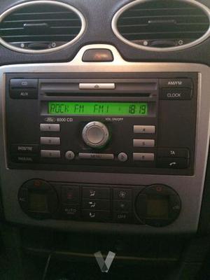 Radio cd + Climatizador Ford