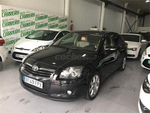 TOYOTA Avensis 2.0 D4D EXECUTIVE 4p.