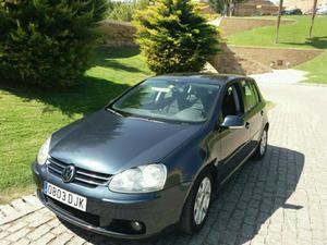 VOLKSWAGEN Golf 1.9 TDi Highline -05