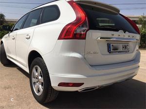 VOLVO XC D4 Momentum 5p.