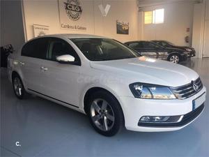 Volkswagen Passat 1.6 Tdi 105cv Advance Bluemotion Tech 4p.