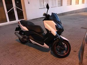 YAMAHA X MAX 250 Sport (modelo actual) -15