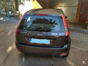 FORD Fiesta 1.4 Ghia 5p.