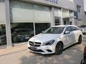 MERCEDES-BENZ Clase CLA CLA 200 d Urban Shooting Brake 5p.