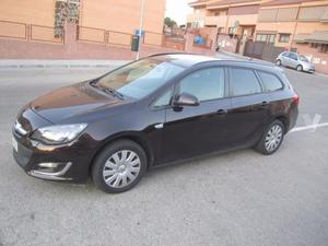 OPEL Astra 1.7 CDTi 130 CV Selective ST -13