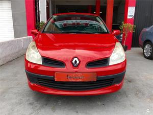 RENAULT Clio Emotion v eco2 5p.